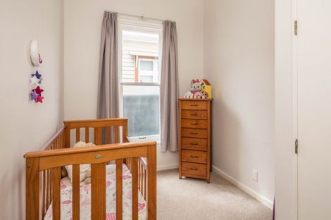 Photo of property in 47 Derwent Street, Island Bay, Wellington, 6023