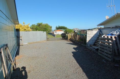 Photo of property in 27 Hennessy Street East, Foxton Beach, Foxton, 4815