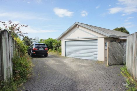 Photo of property in 6 Waylen Place, Burswood, Auckland, 2013