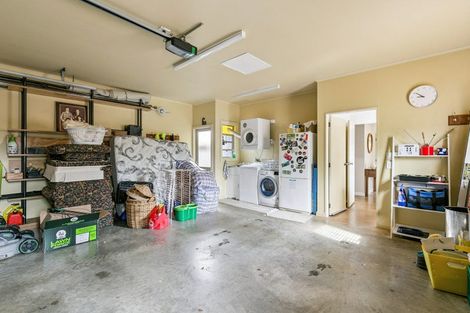 Photo of property in 82 Realm Drive, Paraparaumu, 5032