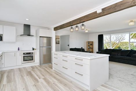 Photo of property in 7 Barclay Place, Burwood, Christchurch, 8061