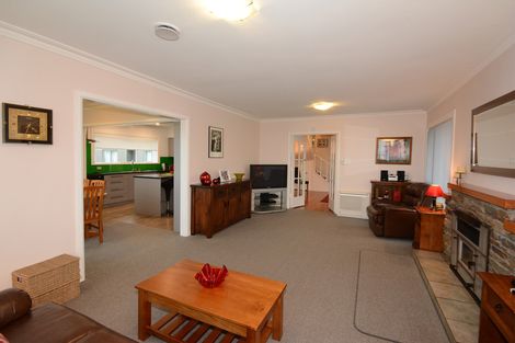 Photo of property in 69 Earls Road, Saint Clair, Dunedin, 9012