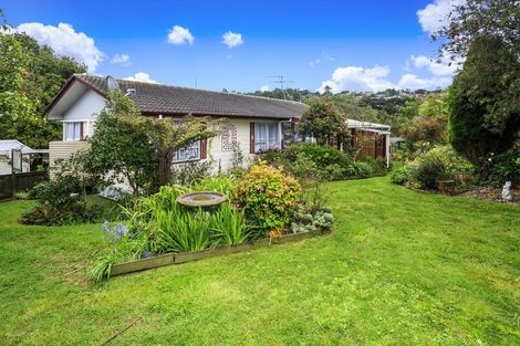Photo of property in 8 Embassy Place, Glenfield, Auckland, 0629