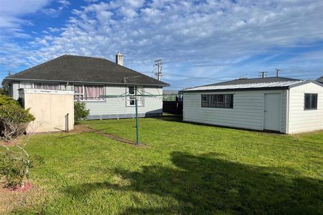 Photo of property in 160 Glover Road, Hawera, 4610