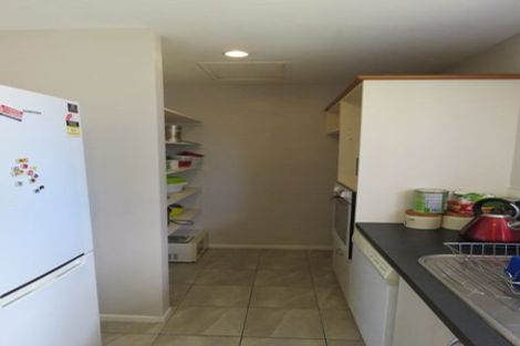 Photo of property in 24 Camberwell Place, Avonhead, Christchurch, 8042