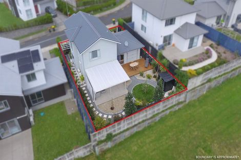 Photo of property in 30 Arthur Rolfe Lane, Swanson, Auckland, 0614