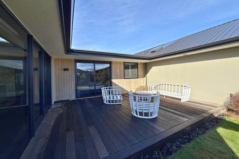Photo of property in 8 Tahi Street, Albert Town, Wanaka, 9305