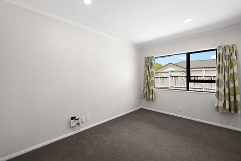 Photo of property in 17 Montrose Crescent, Huntington, Hamilton, 3210