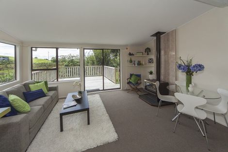 Photo of property in 5 Glenvar Road, Torbay, Auckland, 0630