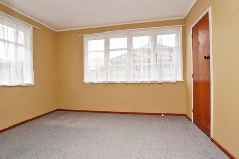 Photo of property in 8 Sare Crescent, Fairfield, Hamilton, 3214