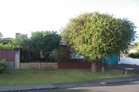 Photo of property in 80 Bruce Road, Glenfield, Auckland, 0629