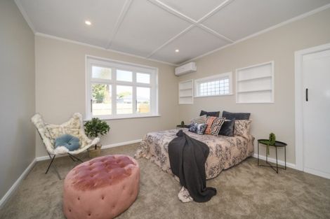 Photo of property in 17 Stewart Crescent, Hokowhitu, Palmerston North, 4410