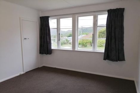 Photo of property in 30 Toomath Street, Naenae, Lower Hutt, 5011