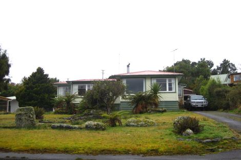 Photo of property in 14 Ahau Street, Moana, 7872