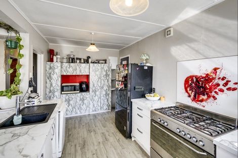 Photo of property in 35 Rutherford Road, Marewa, Napier, 4110