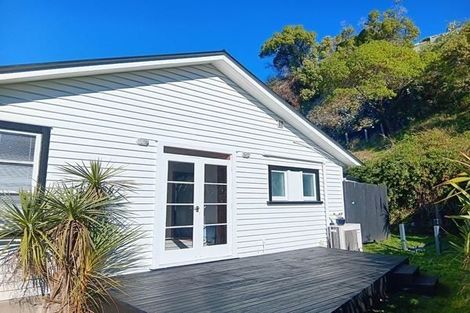 Photo of property in 18 Mccormacks Bay Road, Mount Pleasant, Christchurch, 8081
