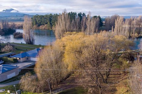 Photo of property in 72 Alison Avenue, Albert Town, Wanaka, 9305