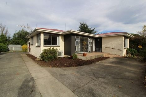 Photo of property in 19 Grange Street, Winton, 9720