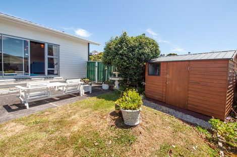 Photo of property in 31 Cranwell Street, Churton Park, Wellington, 6037