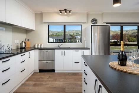 Photo of property in 18 Hillcrest Avenue, Witherlea, Blenheim, 7201