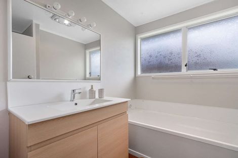 Photo of property in 462 Pukehangi Road, Pomare, Rotorua, 3015