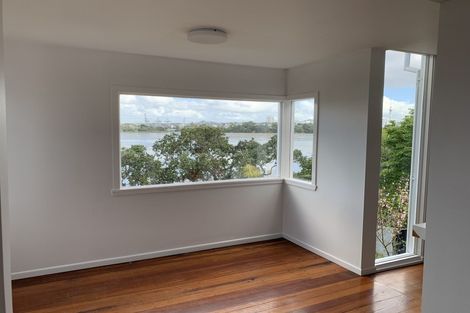 Photo of property in 65 Norwood Road, Bayswater, Auckland, 0622