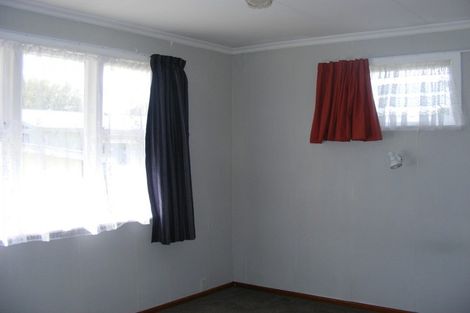 Photo of property in 43 Avenue Road, Foxton, 4814