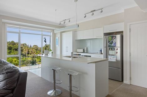 Photo of property in 76 Landmark Terrace, Orewa, 0931