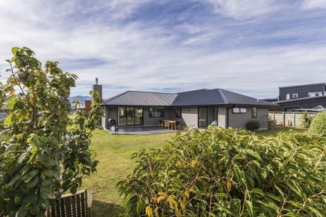 Photo of property in 3 Poppy Lane, Albert Town, Wanaka, 9305