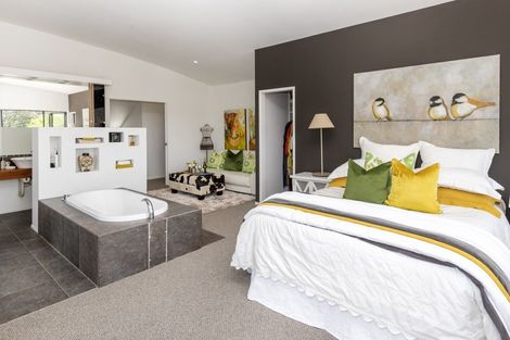 Photo of property in 9 Ramoana Mews, Shelly Park, Auckland, 2014