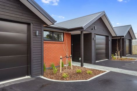 Photo of property in 6 Avonhead Road, Avonhead, Christchurch, 8042