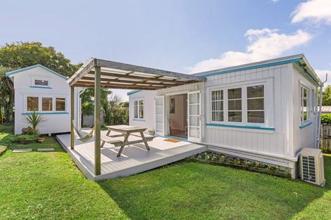 Photo of property in 66a Wainui Road, Raglan, 3225