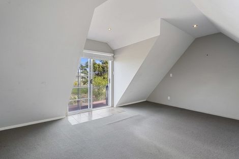 Photo of property in 4 Gould Street, Russell, 0202