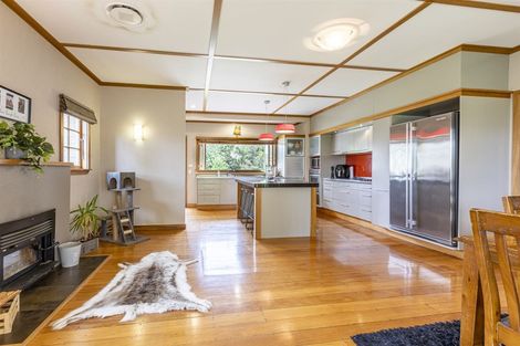 Photo of property in 1387 Colyton Road, Ashhurst, Palmerston North, 4470