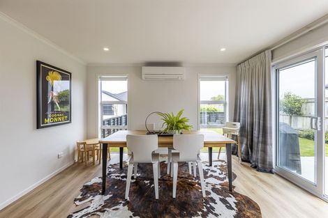 Photo of property in 14a Pegasus Place, Kelvin Grove, Palmerston North, 4414