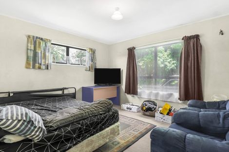 Photo of property in 28 Mcshane Street, Pukekohe, 2120