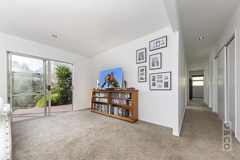 Photo of property in 8 Pineview Lane, Helensville, 0875