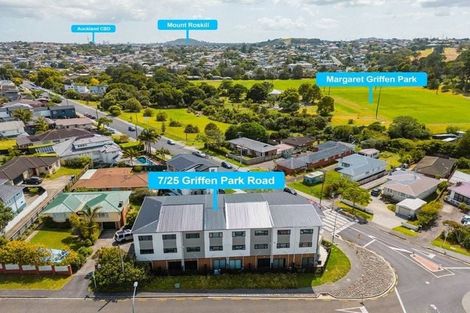 Photo of property in 7/25 Griffen Park Road, Mount Roskill, Auckland, 1041