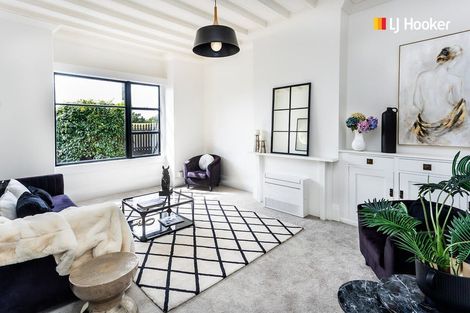 Photo of property in 71 Eglinton Road, Mornington, Dunedin, 9011