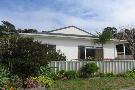 Photo of property in 85 Woodroffe Road, Wyuna Bay, Coromandel, 3581