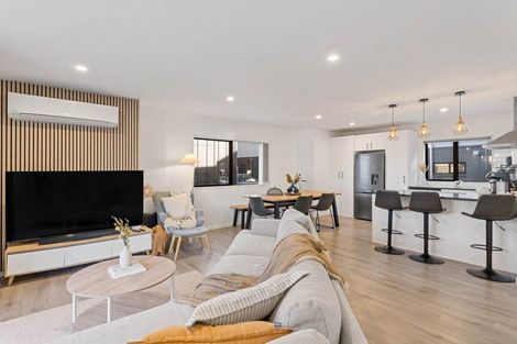 Photo of property in 63 Black Beech Crescent, Takanini, 2110