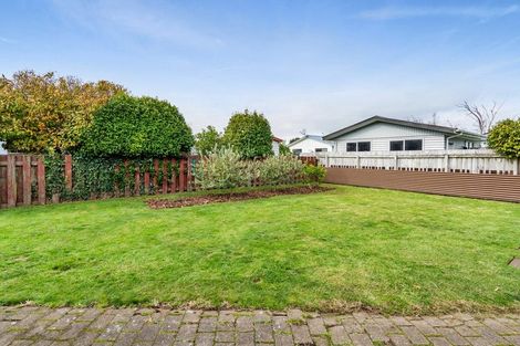 Photo of property in 6 Camellia Avenue, Bell Block, New Plymouth, 4312