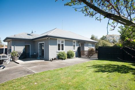 Photo of property in 16 Lincoln Road, Hillmorton, Christchurch, 8024