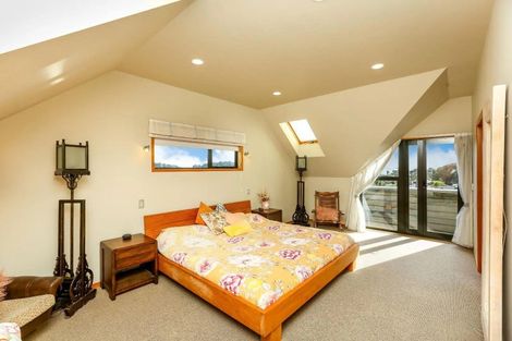 Photo of property in 71 Wairau Road, Oakura, 4314