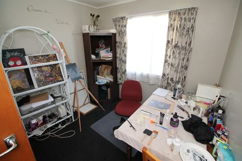 Photo of property in 15 Puriri Place, Tokoroa, 3420