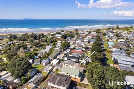 Photo of property in 40 Ocean View Road, Waihi Beach, 3611