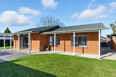 Photo of property in 3b Cobden Place, Woodend, 7610