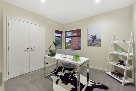 Photo of property in 32 Somerton Drive, Huntington, Hamilton, 3210