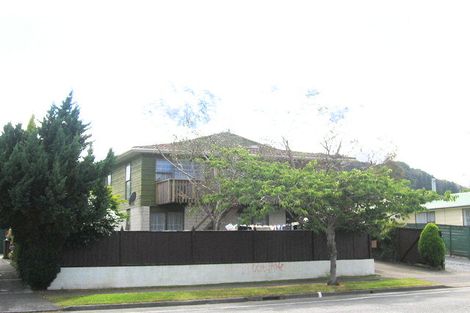 Photo of property in 27a Gemstone Drive, Birchville, Upper Hutt, 5018