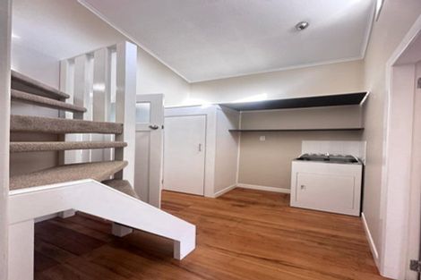 Photo of property in 73 Beach Road, Pahurehure, Papakura, 2113